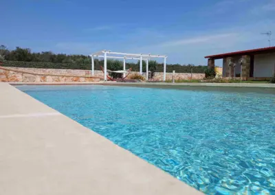 Nuova Villa con piscina in Salento 10 posti letto
